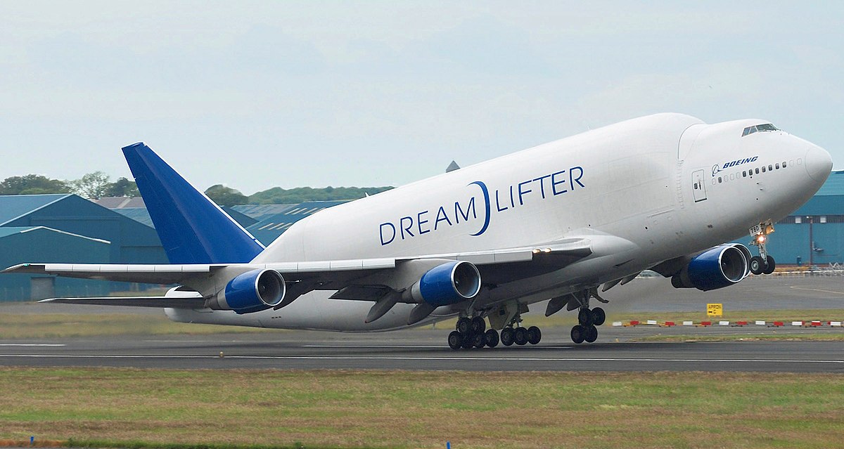ကမ္ဘာ့အကြီးဆုံး လေယာဉ်ပျံ တစ်စင်းဖြစ်တဲ့ Boeing Dream Lifter