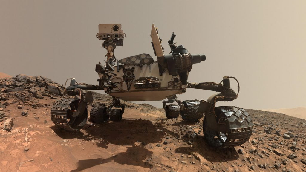 အင်္ဂါဂြိုလ်ပေါ်မှာ ရှာဖွေစူးစမ်းမှုတွေ ပြုလုပ်နေတဲ့ Curiosity Rover