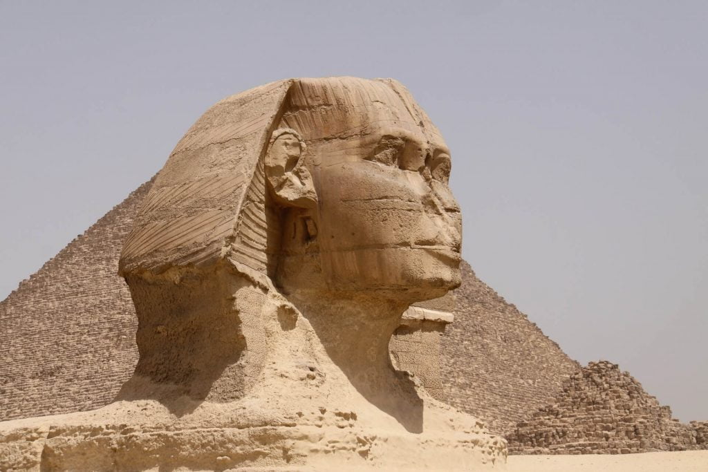 အီဂျစ်ပြည် ဂီဇာ ဒေသမှ Sphinx ရုပ်ကြီးများ