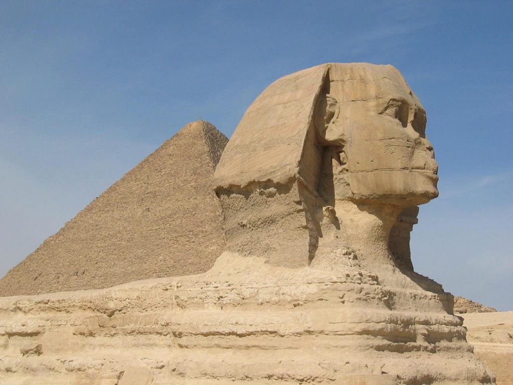 အီဂျစ်ပြည် ဂီဇာ ဒေသမှ Sphinx ရုပ်ကြီးများ