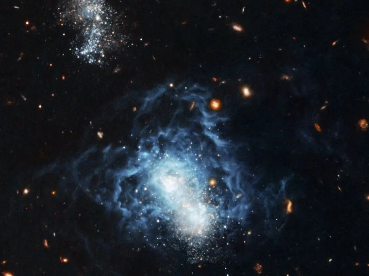 Galaxy I Zwicky 18 (Photo: NASA)
