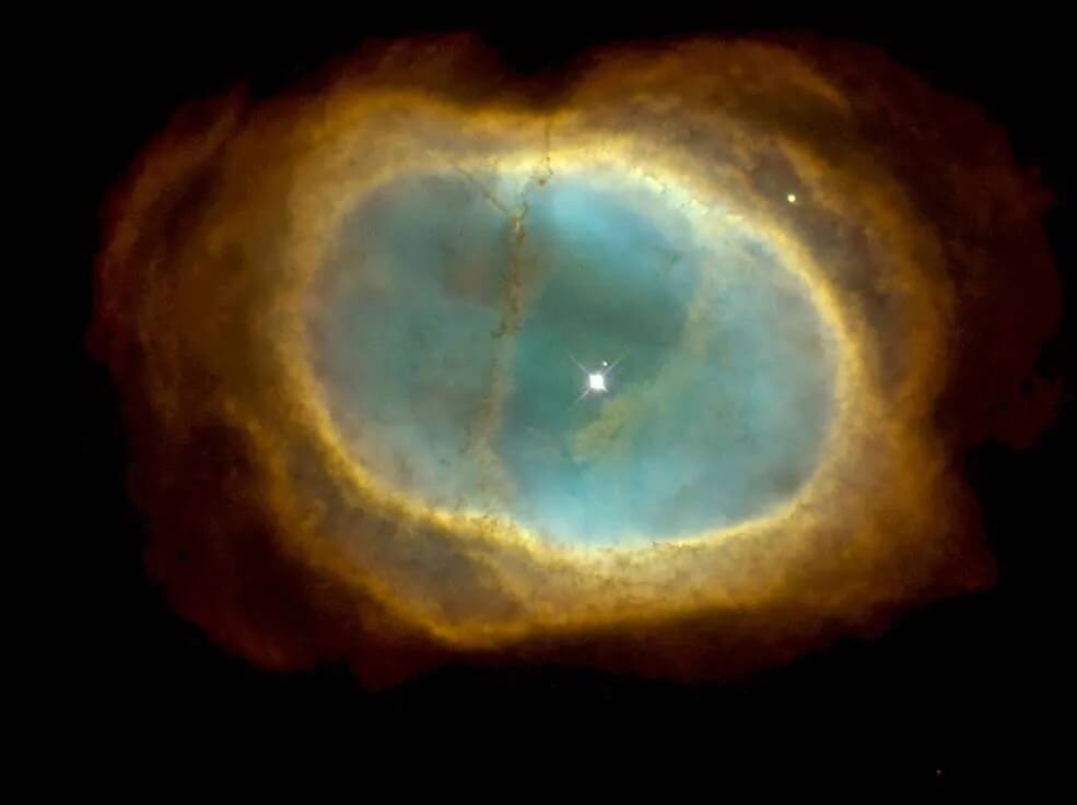 Southern Ring Nebula (Hubble)