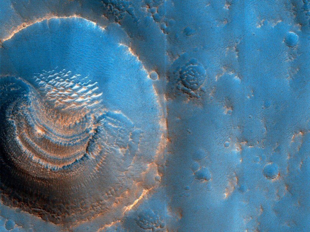 Mysterious mars crater deposits